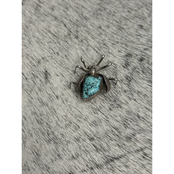 Native American Sterling Silver Turquoise Nugget Beetle Spider Bug Pin Brooch - Picture 5 of 13